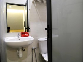 B Street Hotel