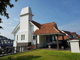 Hilltop Villa Penang by Plush