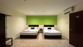 Golden Roof Hotel Falim