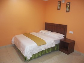 Highway Budget Hotel