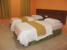 Highway Budget Hotel