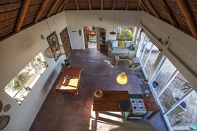 Pura Vida Tofo Beach House