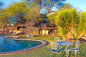Intu Afrika Kalahari Camelthorn Lodge