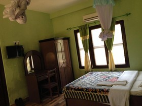 Sauraha Resort