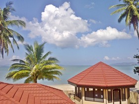 Foxy’s Beach Resort