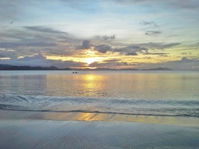 Foxy’s Beach Resort