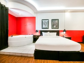 Morning Star Hotel by OYO Rooms