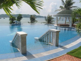 Lingganay Boracay Hotel Resort