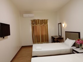 Meaco Royal Hotel- Lucena