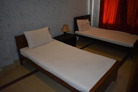 Hotel Pyramid International