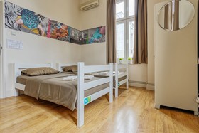 Booking En Suite