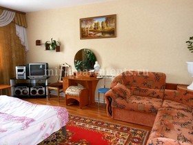 Mir Apartments
