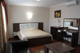 Armada Komfort Hotel