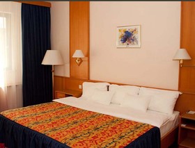 Atrium Palace