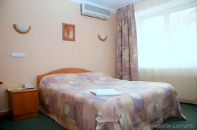 August Hotel