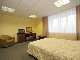 City Hotel