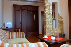 Berison Hudyakova Hotel