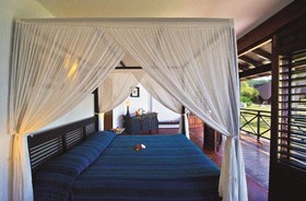 New Emerald Cove Hotel