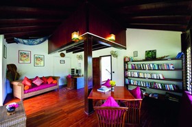 New Emerald Cove Hotel