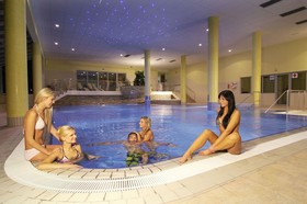 Pohorje Village Wellbeing Resort Wellness & Spa Hotel & Apartments Bolfenk