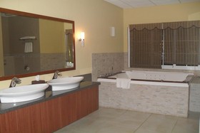 Jacana Amazon Wellness Resort