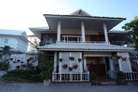 Rinlada House