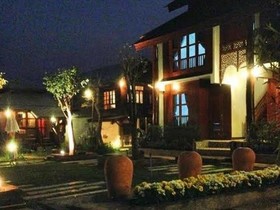 Huan Aumpron Resort
