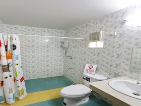 Saksri Resort