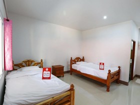 Saksri Resort