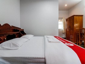 Saksri Resort