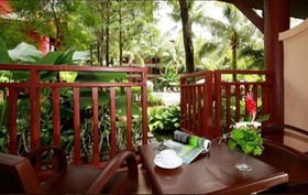 Kata Palm Resort & Spa
