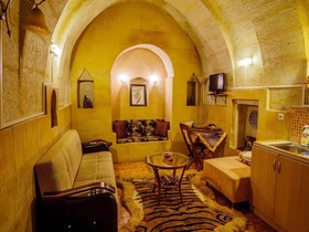 Adanos Konuk Evi