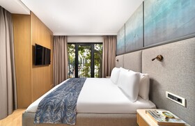 Bentley Hotel Old City