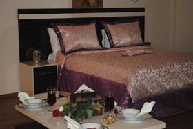 Diamond Suite & Residence