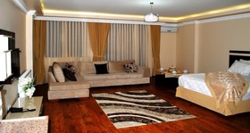 Diamond Suite & Residence