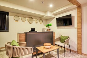 Elephant In The Room Hotel