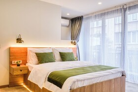 Elephant In The Room Hotel