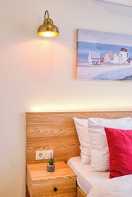 Elephant In The Room Hotel