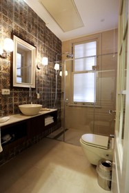 Fuga Hotel Constantinidis