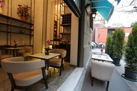 Fuga Hotel Constantinidis