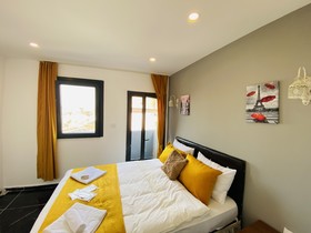 Happy Dreams Apart Hotel