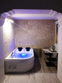 Istanbul Hotel & Suites