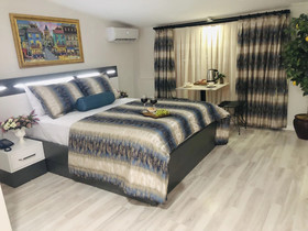 Istanbul Hotel & Suites