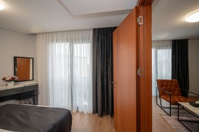 KA Hotel & Suites