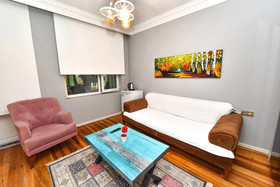 Royal Garden Suite Hotel