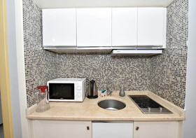 Royal Garden Suite Hotel