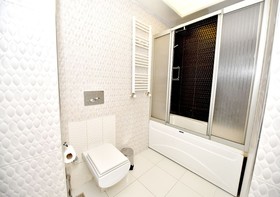 Royal Garden Suite Hotel