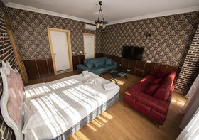 Royal Garden Suite Hotel