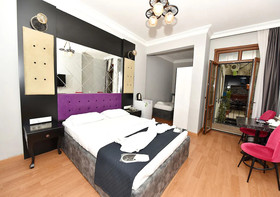 Royal Garden Suite Hotel