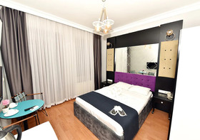 Royal Garden Suite Hotel